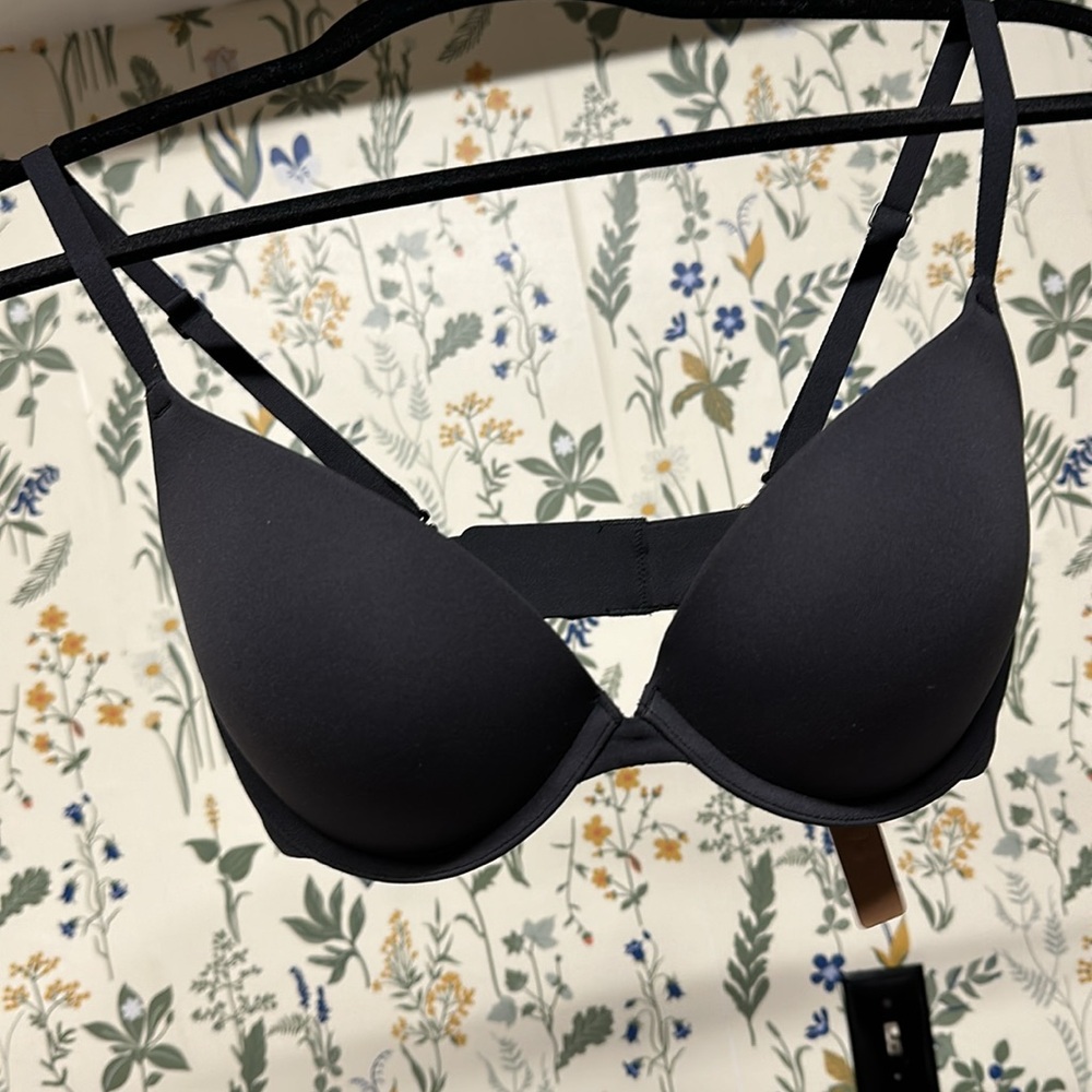 NWT SKIMS FITS EVERYBODY SUPER PUSH UP BRA ONYX 32DD - Picture 3 of 5